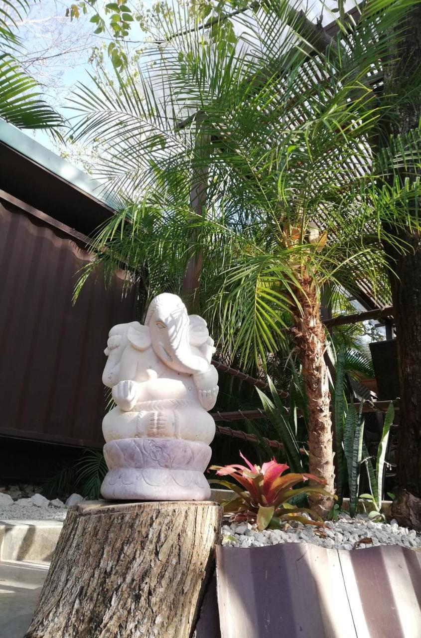 נוסארה Green Sanctuary Hotel מראה חיצוני תמונה